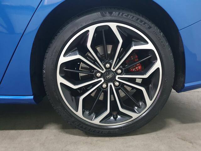 Ford FOCUS Wagon 1.0 EcoBoost Hybrid ST Line Business NAVI/TRHAAK/LED/CLIMA/LMV