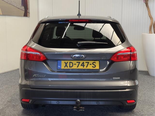 Ford FOCUS Wagon 1.0 Titanium NAVIGATIE CRUISE CONTROL STOEL EN STUURVERWARMING APPLE CARPLAY/ANDROID RIJSTROOKSENSOREN DODEHOEKSENSOREN KEYLESS GO TREKHAAK ACHTERUITRIJCAMERA ZEER MOOI !! 3010