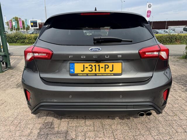 Ford FOCUS 1.0 EcoBoost ST-Line | Airco | Apple/Android | Navi | 4-Seizoenen banden | % Bovag Occasion Partner %