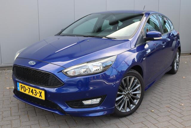 Ford FOCUS 1.5 EcoB. 150PK ST-Line Carplay-android/Parkeerhulp/Cruise-control