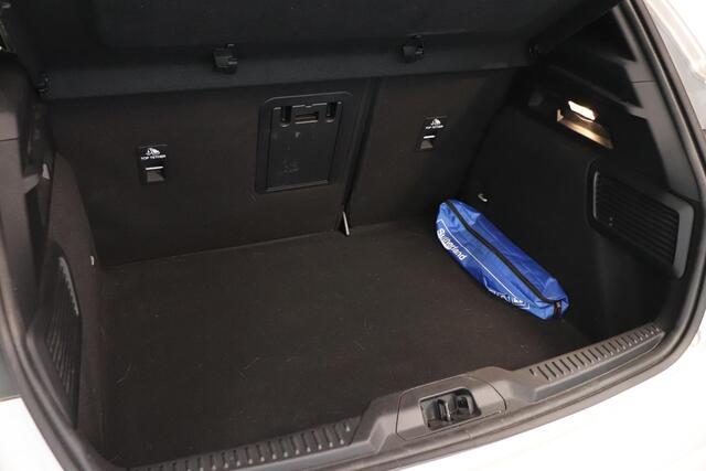 Ford FOCUS 1.0 EcoBoost Hybrid ST Line X Business | Camera | Climate control | Stoelverwarming | B&O audio | Cruisecontrol | AppleCarplay AndroidAuto | Voorruitverwarming |