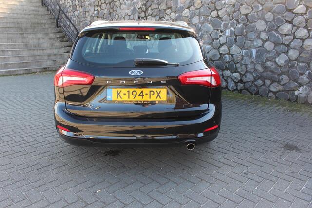 Ford FOCUS Wagon 1.0 EcoBoost Trend Edition Business , carplay & android,Camera, Dab+, adapt cruise, draadloos opladen, Navi.