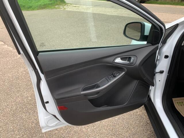 Ford FOCUS 1.0 EDITION 125 PK ZEER MOOIE FORD