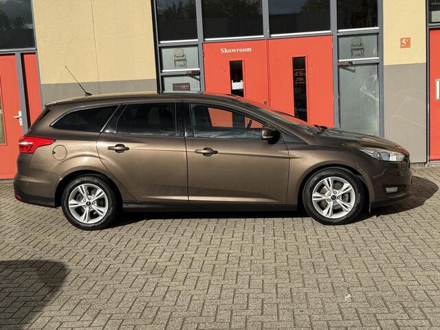 Ford FOCUS Wagon 1.0 Titanium Edition, Navi, Nieuwe DistributieRiem