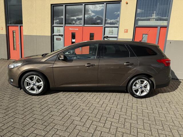 Ford FOCUS Wagon 1.0 Titanium Edition, Navi, Nieuwe DistributieRiem