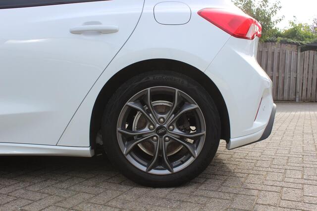 Ford FOCUS 1.0i EcoB. 125pk Automaat ST-Line Business Navigatie, Camera, Cruise, Winterpack, 17"