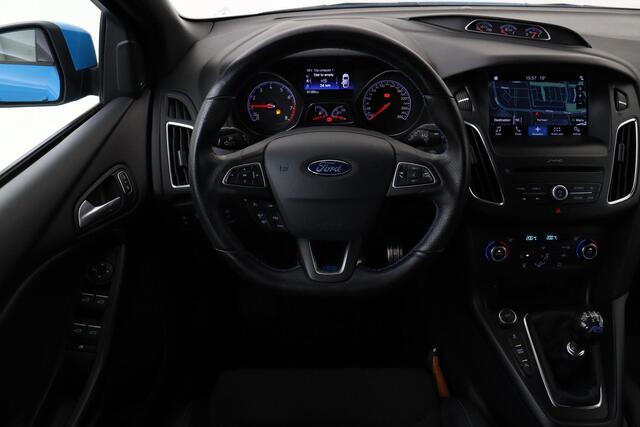 Ford FOCUS 2.3 RS -CAMERA|KEYLESS|SONY|19"|RECARO|NAVI|19"|DEALERONDERH.|NITROUS-BLUE