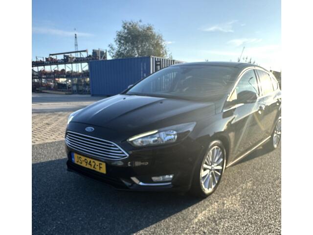 Ford FOCUS 1.0 Titanium BT-TELEFOONVERBINDING NAVI CLIMA CRUISE VOICE KEYLESS-START PDC LMV NIEUWE RIEM