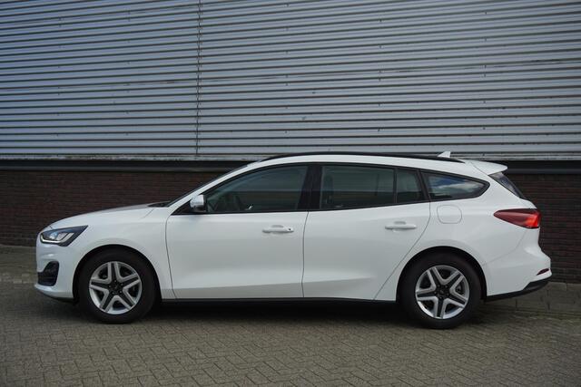 Ford FOCUS Wagon 1.0 EcoBoost 125PK Hybrid Connected/Comfort Stoel/ Trekhaak.