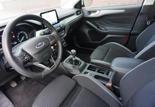 Ford FOCUS Wagon 1.0 EcoBoost 125PK Hybrid Connected/Comfort Stoel/ Trekhaak.