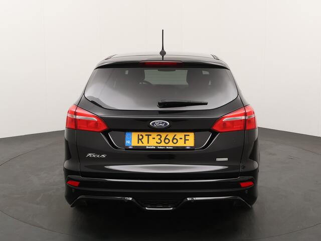 Ford FOCUS Wagon 125PK Ecoboost ST-Line | Navigatie | All season banden | Voorruitverwarming | ISOFIX |