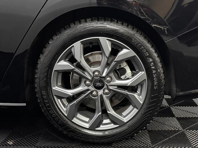 Ford FOCUS 1.0 EcoBoost Hybrid ST Line Clima, Camera, Navi, Winterpakket, Cruise control, A start stop, Lichtmetalen velgen, 2 jaar garantie