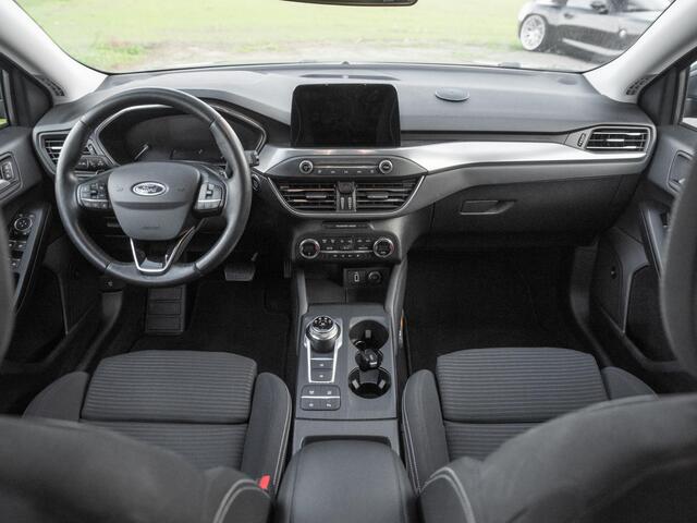 Ford FOCUS 1.0 EcoBoost Titanium Business ACC B&O Keyless