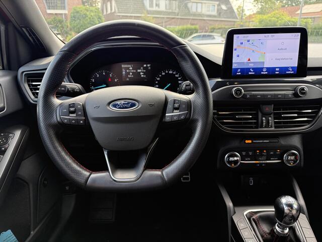 Ford FOCUS Wagon 125pk EB ST Line, Clima | Navi & CarPlay