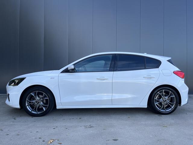 Ford FOCUS 1.0 EcoBoost ST Line 1e EIGENAAR LED NAVI CRUISE AIRCO TREKHAAK