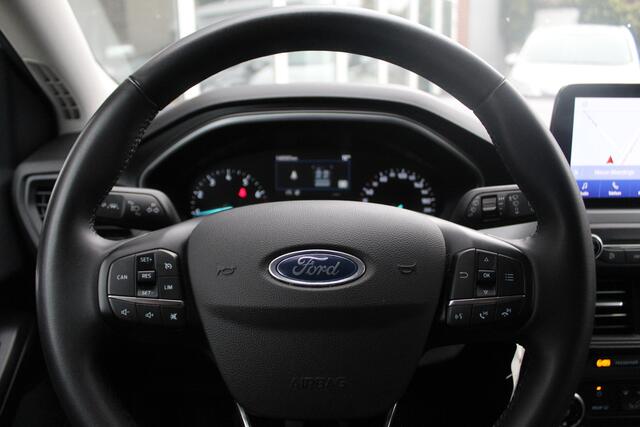 Ford FOCUS 1.0 EcoBoost Hybrid Connected