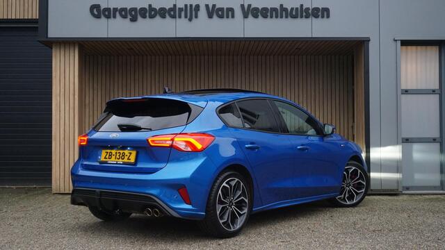 Ford FOCUS 1.5 EcoBoost 182PK ST Line Business Pano.Dak 18inch LM Trekhaak Stoel/Stuurverwarming B&O *NL auto* Zeer Nette Ford!
