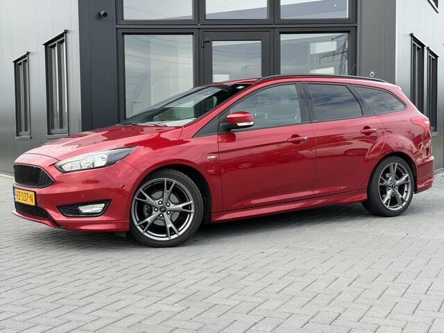 Ford FOCUS Wagon 1.0 ST-Line Clima | Navi | PDC v&a | Trekhaak