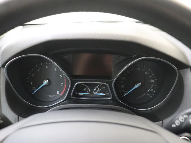 Ford FOCUS Wagon 1.0 Titanium | Parkeerhulp voor en achter | Navigatie | Keyless Start | Clima |