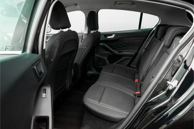 Ford FOCUS 1.0 EcoBoost Titanium Business PDC Navi 16"