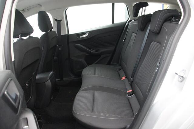 Ford FOCUS Wagon 1.5 EcoBlue Edition Business - Carplay, Navi, Camera, Clima, Stoelverw.