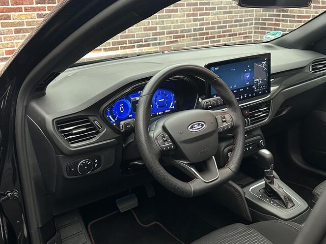 Ford FOCUS 1.0 EcoBoost Hybrid ST Line X Panorama Camera Led