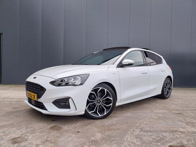 Ford FOCUS 1.0 EcoBoost ST Line PANO DAK ADAPT CRUISE HUD CAMERA B&O SOUND LED NAVI 18 INCH