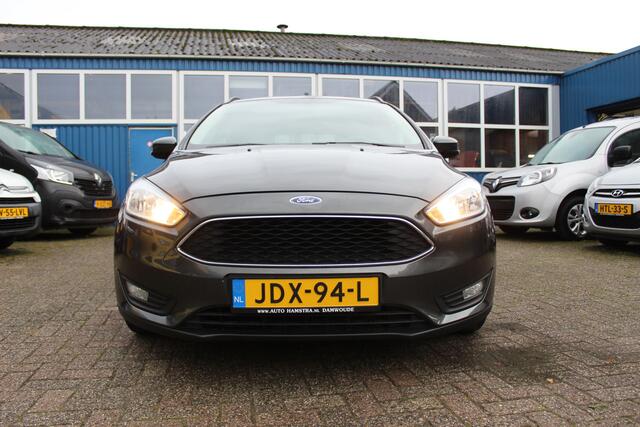 Ford FOCUS Wagon 1.0i "Business Edition" Cruise - Navi - PDC !!! 125 Pk