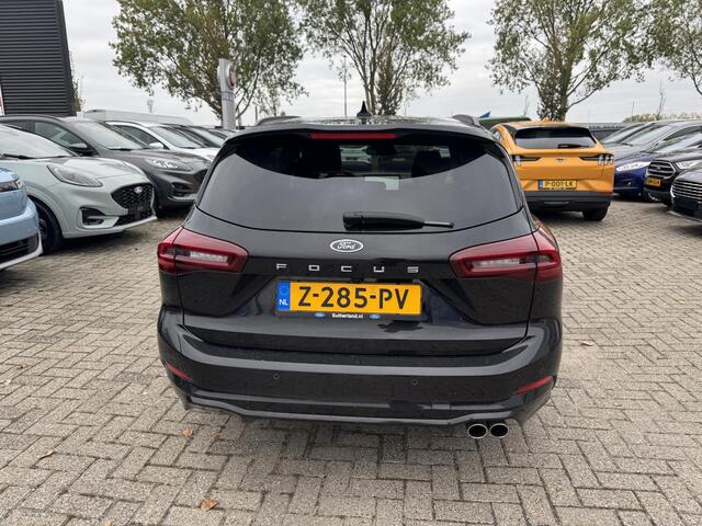 Ford FOCUS Wagon 1.0 EcoBoost Hybrid ST Line X 125pk | Driver Assistance Pack | Winterpack | 18 inch Licht metalen Velgen | SYNC 4 Navigatie