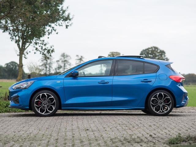 Ford FOCUS 1.5 EcoBoost ST Line Business Pano ACC B&O Keyless