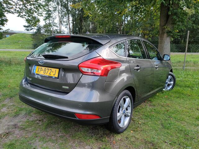 Ford FOCUS 1.0 Titanium | CLIMA | NAVI | CRUISE CONTROL | PARKEERSENSOREN ACHTER |