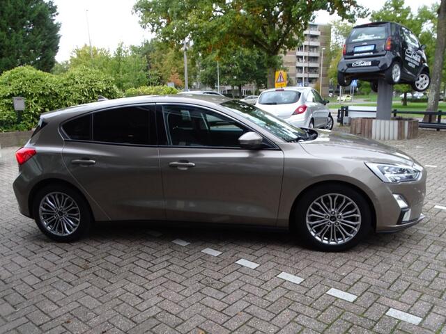 Ford FOCUS 1.0 ECOB. TIT. BNS Navi Camera