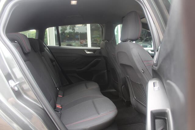 Ford FOCUS Wagon 1.5 EcoBoost ST Line Business / Camera / Navigatie / Keyless / 18'' / Stuurverwarming / DAB / Dodehoek / Cruise Control