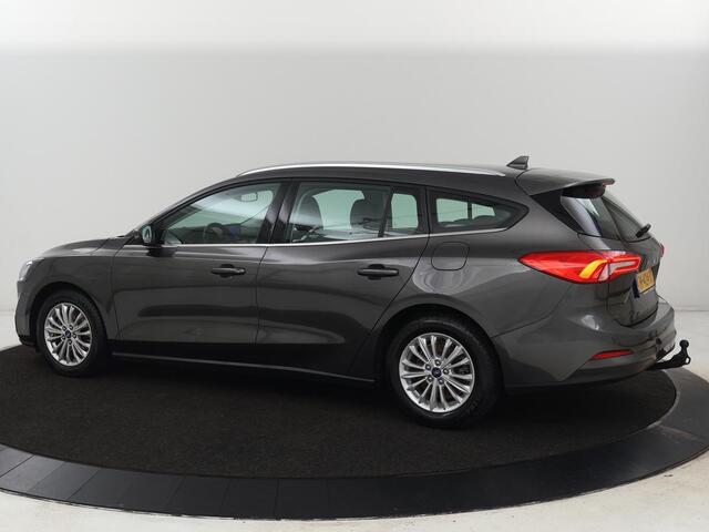 Ford FOCUS 1.0 EcoBoost Titanium | Trekhaak | Carplay | Navigatie | Keyless | Full LED | Parkeerhulp | Climate control | Cruise control