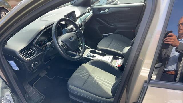 Ford FOCUS Wagon 1.5 EcoBoost Active Business 150pk Trekhaak Wegklapbaar | Automaat | Adaptieve Cruise | Winterpack | Achteruitrijcamera | Dodehoeksensoren | 1e Eigenaar