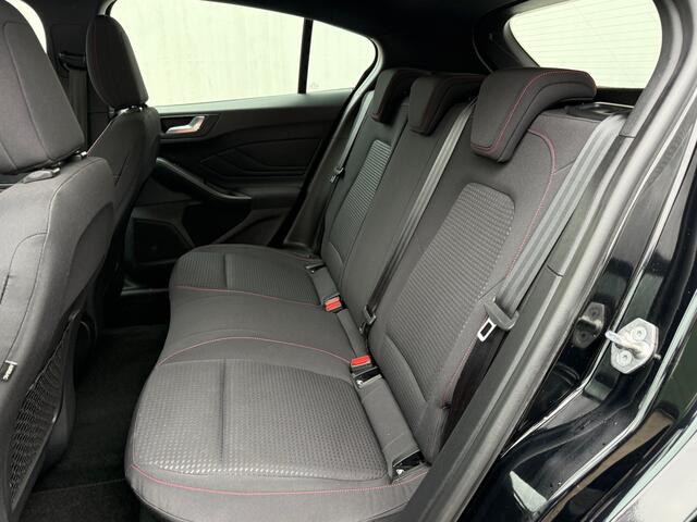 Ford FOCUS 1.0 EcoBoost ST Line Business