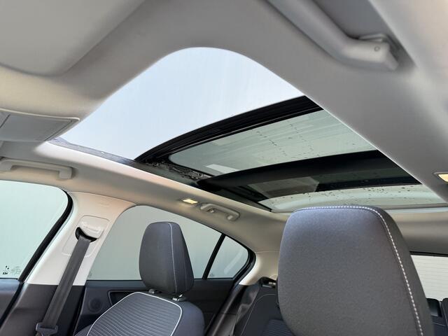 Ford FOCUS BWJ 2021 1.0 EcoBoost 155 PK Hybrid Titanium X Business APPLE CARPLAY / ANDROID AUTO / NAVI / CLIMA / ADAPTIVE CRUISE / PANORAMADAK / STOELVERW. / STUUR VERW. / CAMERA / DODE HOEK / LMV / PDC