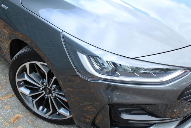 Ford FOCUS Wagon 1.0 EcoBoost Hybrid ST Line X