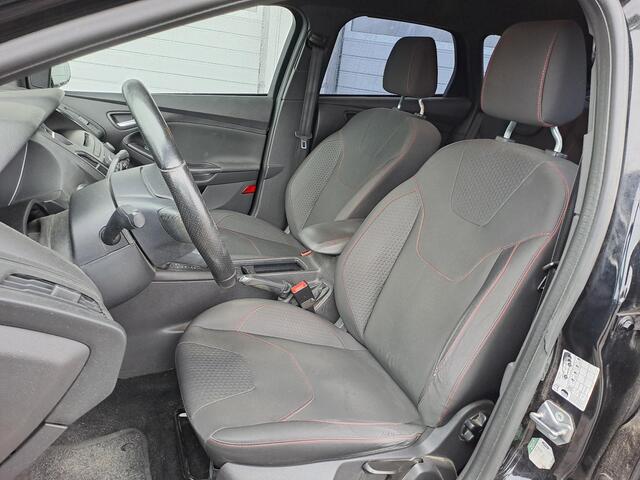 Ford FOCUS Wagon 2.0 TDCI Titanium, ST-Line, Stoel/Stuurverwarming, Trekhaak,