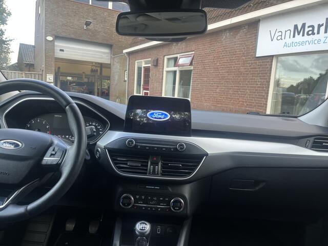 Ford FOCUS 1.0 EcoBoost Business STOEL- EN STUURVERWARMING CRUISE NAVI KEYLESS