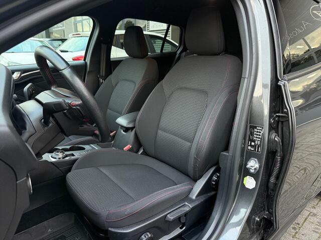 Ford FOCUS Wagon 1.0 EcoBoost ST Line Cruise Navi LED