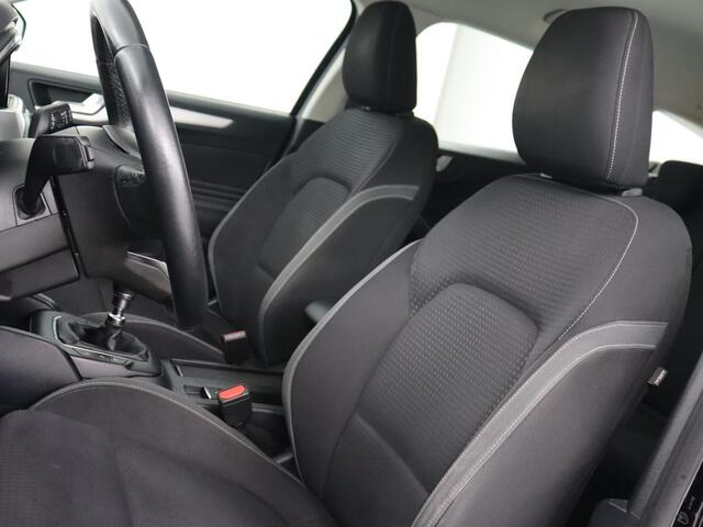 Ford FOCUS 1.0 EcoBoost Trend Edition | Trekhaak | Carplay | Navigatie | Parkeerhulp | Cruise control | Airco | Bluetooth