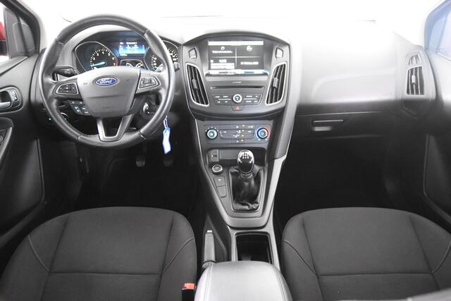 Ford FOCUS Wagon 1.0 Trend *2e Eigenaar*Navigatie*Parkassist*