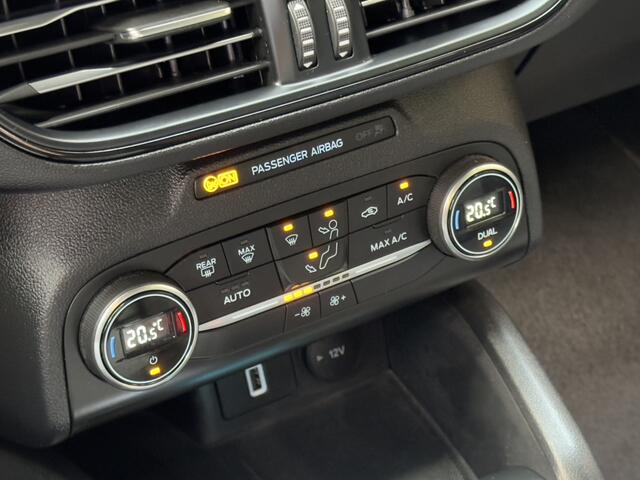 Ford FOCUS Wagon 1.5 ACTIE! BETAAL NU 8950 50/50 GRATIS 2JR RENTEVRIJ FINANCIEREN