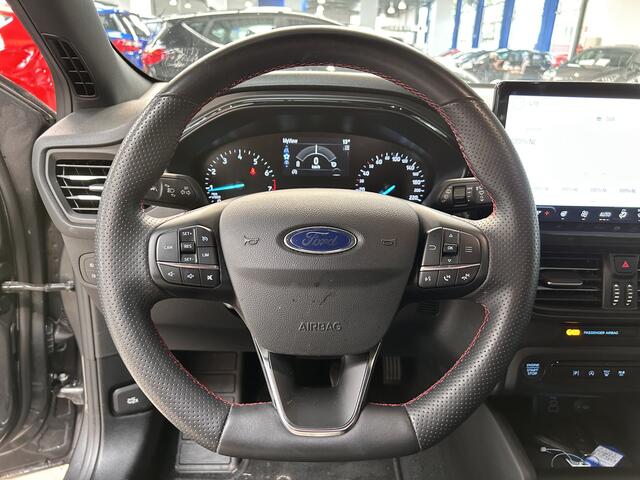 Ford FOCUS Wagon EcoBoost Hybrid 125 pk ST Line | Winter Pack | 4 seiz. banden | Navi | Clima | Cruise | Dr. loos Apple Carplay |