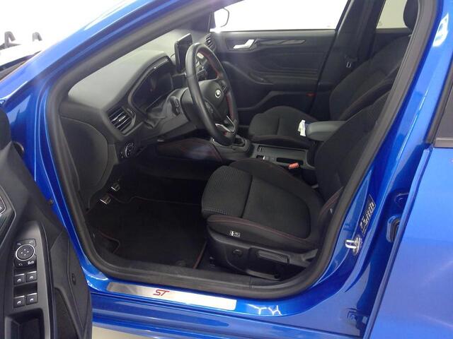 Ford FOCUS 155pk EcoB Hybrid ST Line X Panoramadak Camera Winter pack B&O Adap. Cruise 18" LM velgen Dealeronderhouden