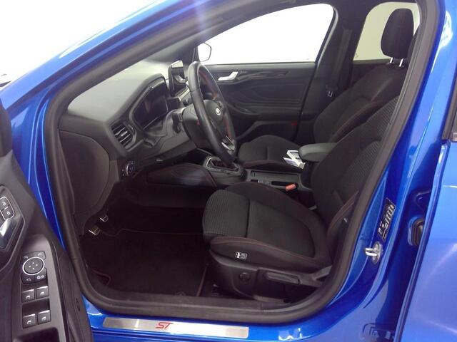 Ford FOCUS 155pk EcoB Hybrid ST Line X Panoramadak Camera Winter pack B&O Adap. Cruise 18" LM velgen Dealeronderhouden