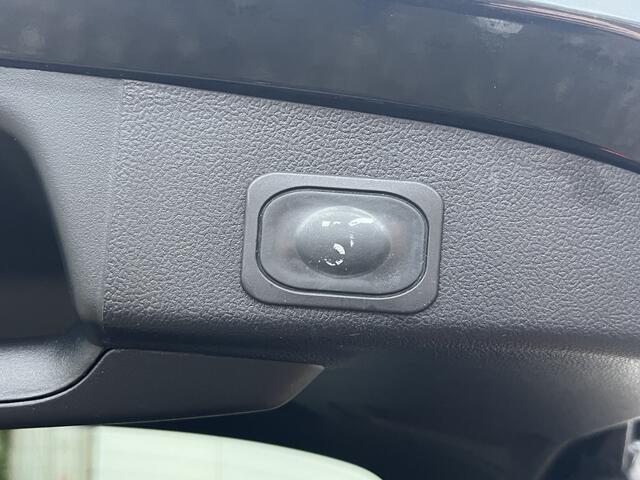 Ford FOCUS 125pk EcoB. ST-line X Bns AUTOMAAT/WINTERPACK/CAMERA/ADAPTIVE C.