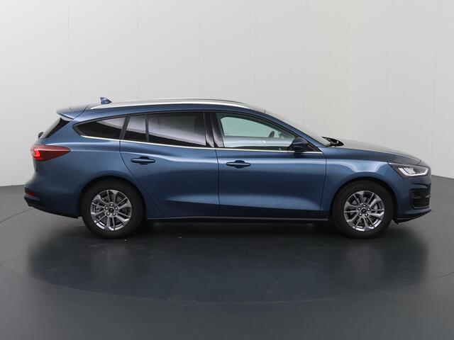 Ford FOCUS Wagon 1.0 EcoBoost Hybrid Titanium | Trekhaak | Winterpakket | Cruise Control | Climate Control | Navigatie |
