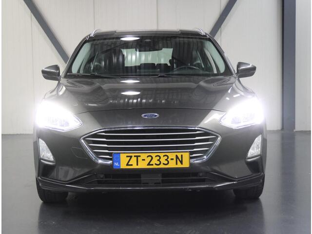 Ford FOCUS Wagon 100PK Edition Business | 1ste eigenaar | AppleCarplay/AndroidAuto | Stoel/Stuur/VoorruitVerwarmd | Armsteun | Climate Control | Cruise Control | Navigatie | Keyless | Parkeersensoren | Isofix |